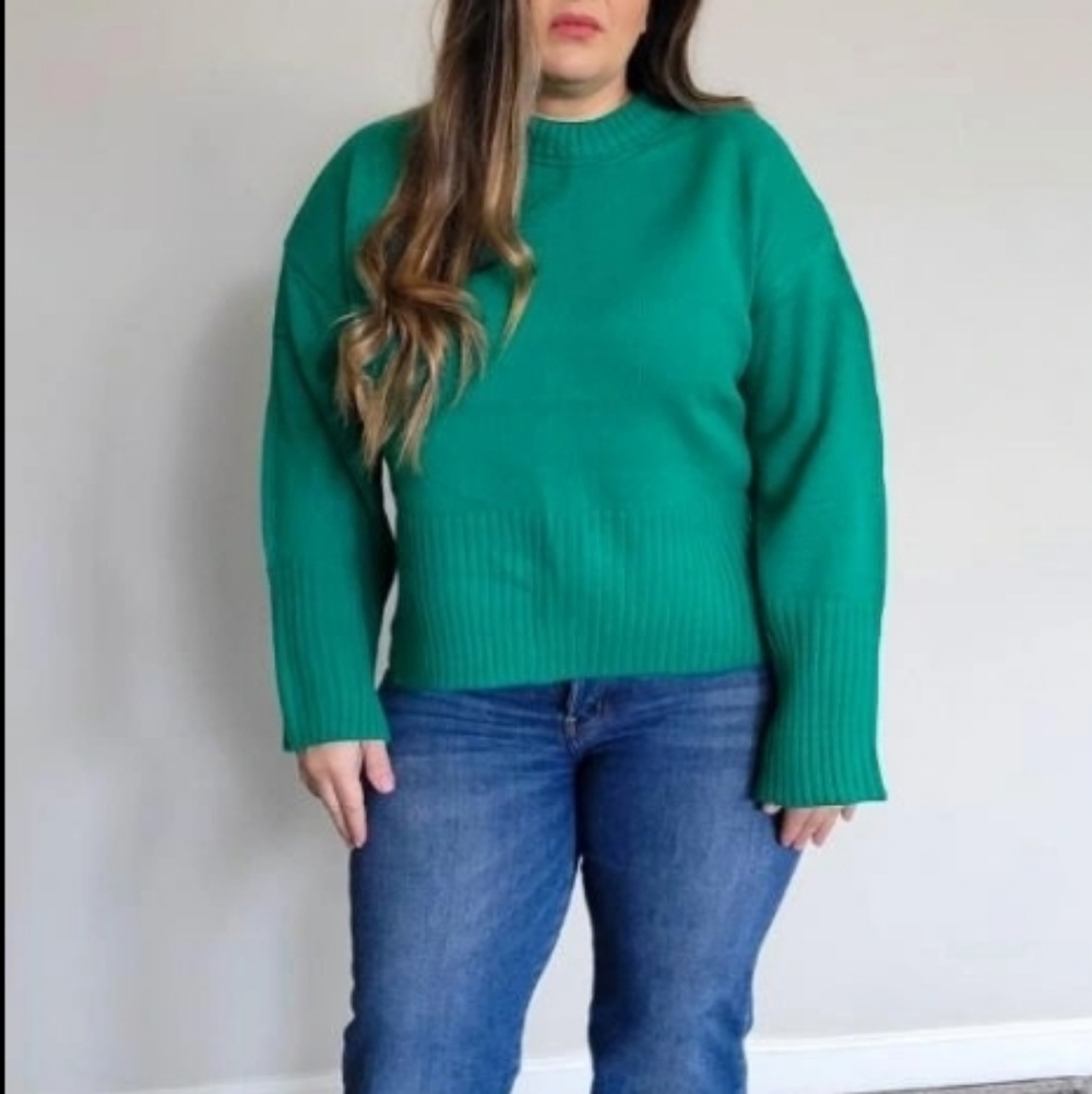 Wide Sleeve Side Slit Sweater